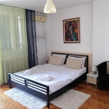 Apartment Centar *